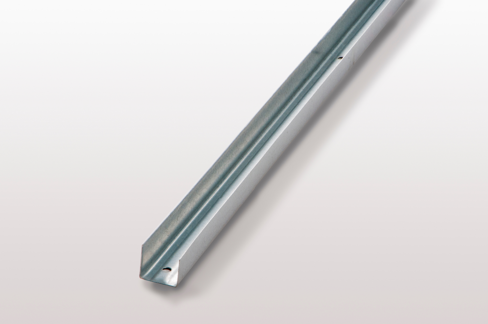 Anschlussprofil UD 28/27 (gleichschenklig)