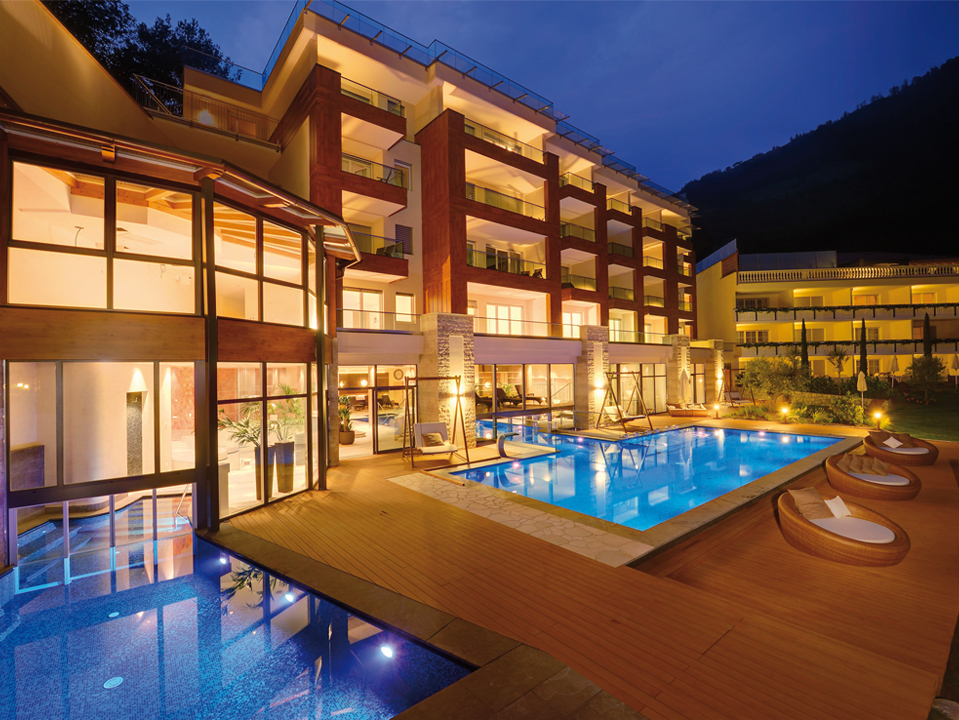 Dielen WPC / BPC Resysta Hohlprofil